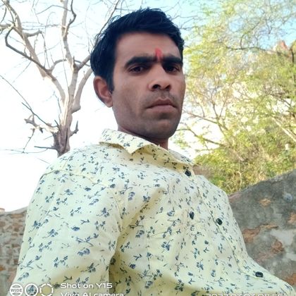 Govind solanki Profile Picture
