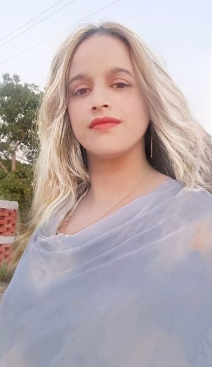 salma Hashmi Profile Picture