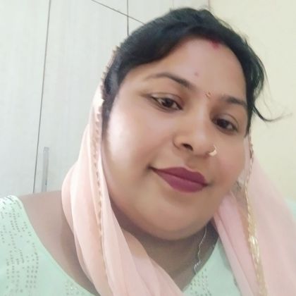 Nidhi Kaushik Profile Picture