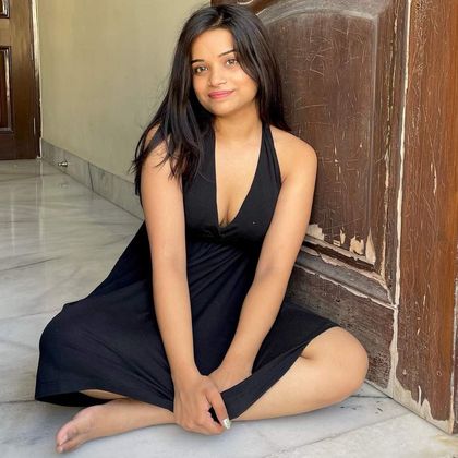 Divya Saluja Profile Picture